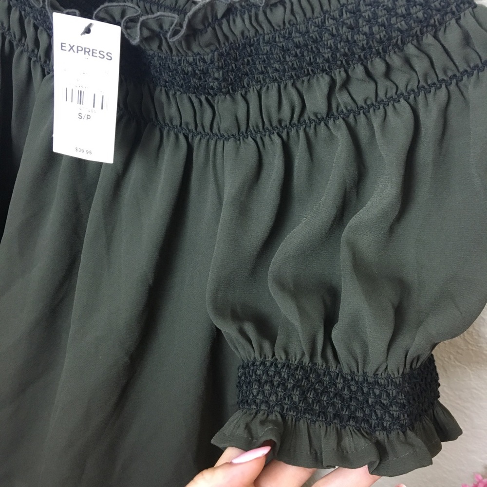 Express Olive Ruffle Top - Picture 4 of 4